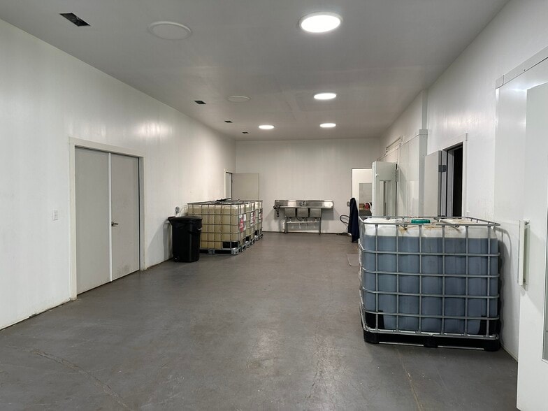 More Photos Of 398 Fitzgerald Hwy, Ocilla Warehouse For Sale