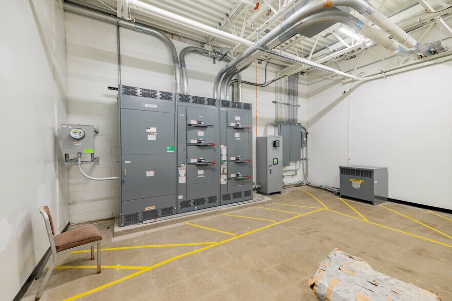 More Photos Of 4505 Oakman Blvd, Detroit Industrial For Sale