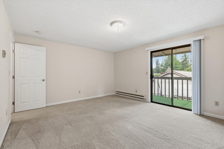 More Photos Of 12813 109th Avenue Ct E, Puyallup Multifamily For Sale