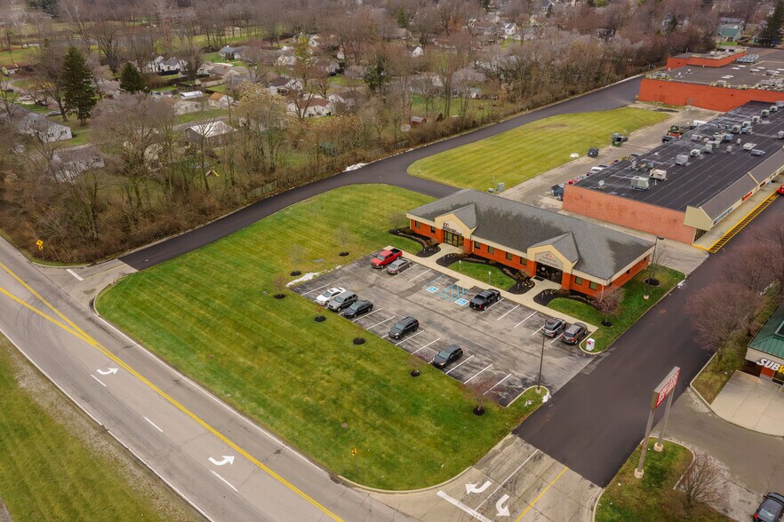 More Photos Of 3000 W White River Blvd, Muncie Office For Sale
