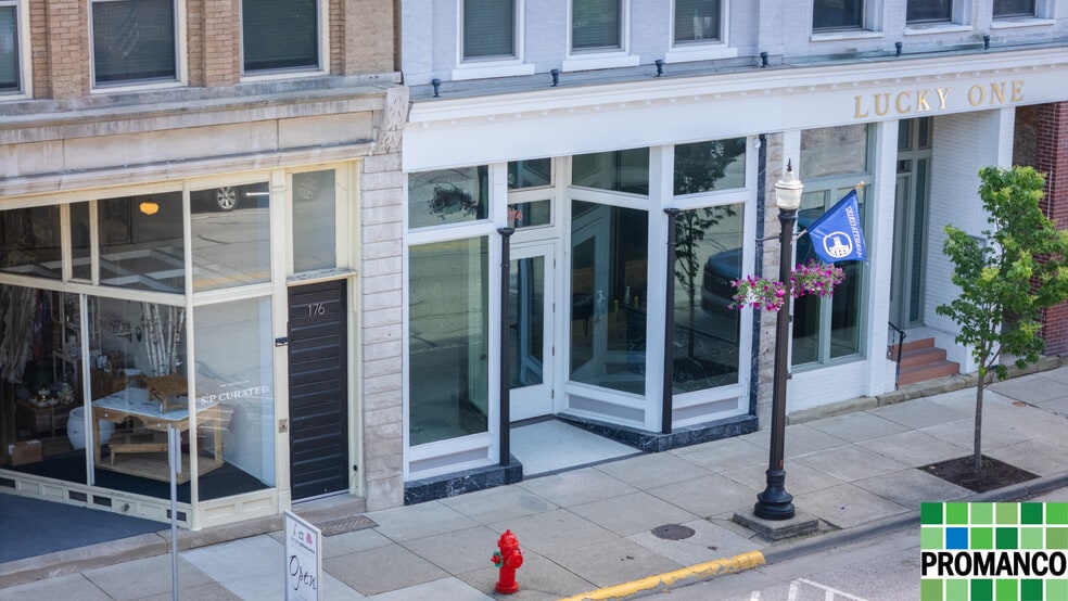 More Photos Of 174 Front St, Marietta Storefront Retail Office For Lease