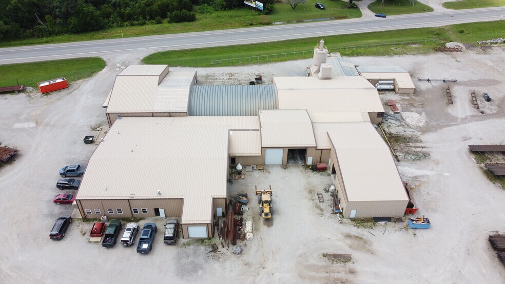 More Photos Of 4305 CR 4410, Independence Industrial For Sale