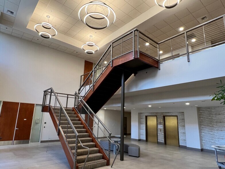 More Photos Of 10540 White Rock Rd, Rancho Cordova Office For Lease