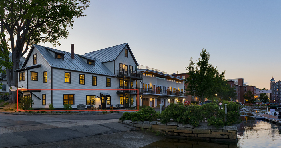 Primary Photo Of 13 Water St, Newmarket Storefront Retail Office For Lease