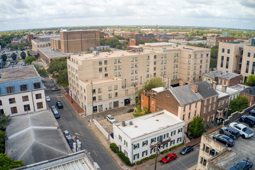 More Photos Of 301 W York St, Savannah Office For Sale