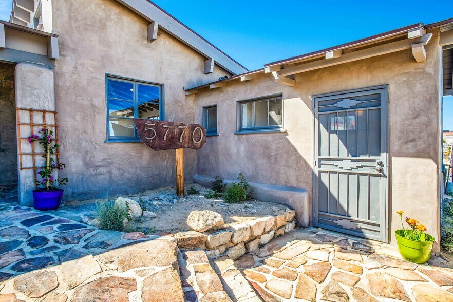 More Photos Of 5770 Adobe Rd, Twentynine Palms Freestanding For Sale