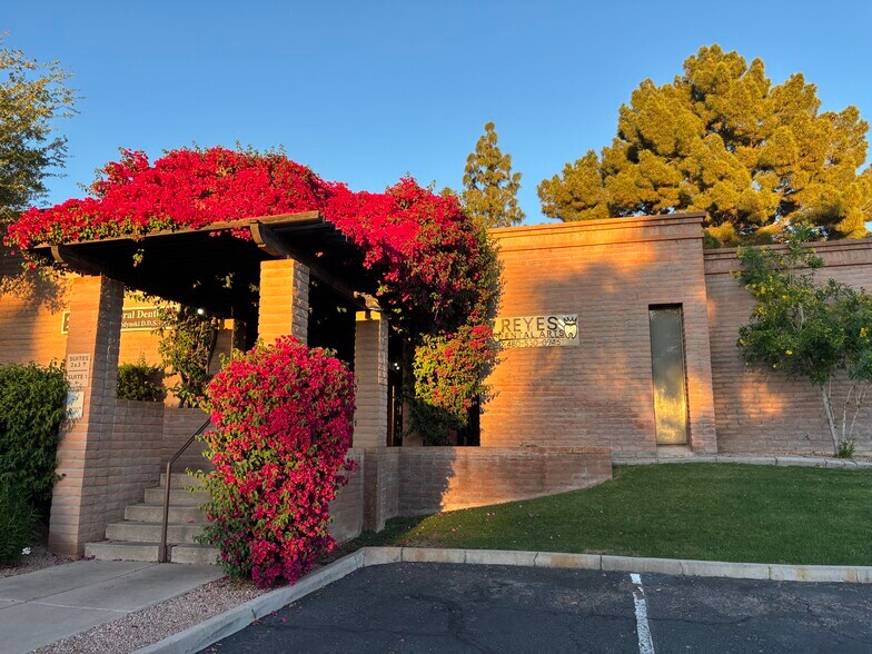 More Photos Of 6520 N 7th Ave, Phoenix Medical For Lease