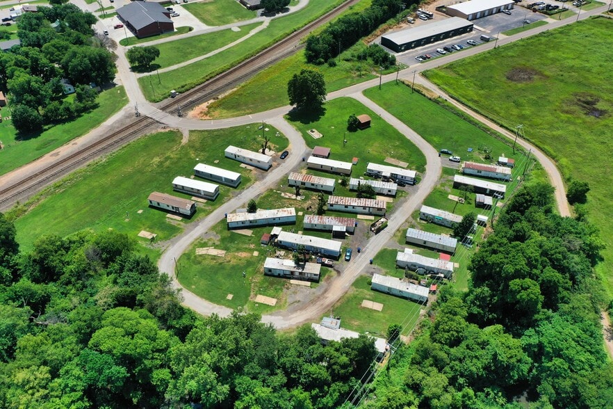 More Photos Of 400 S Front St, Noble Manufactured Housing Mobile Home Park For Sale