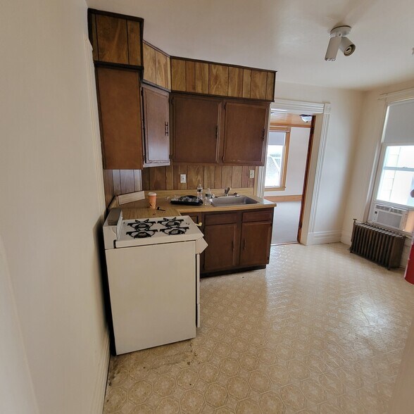 More Photos Of 5319 Route 9W, Newburgh Funeral Home For Sale