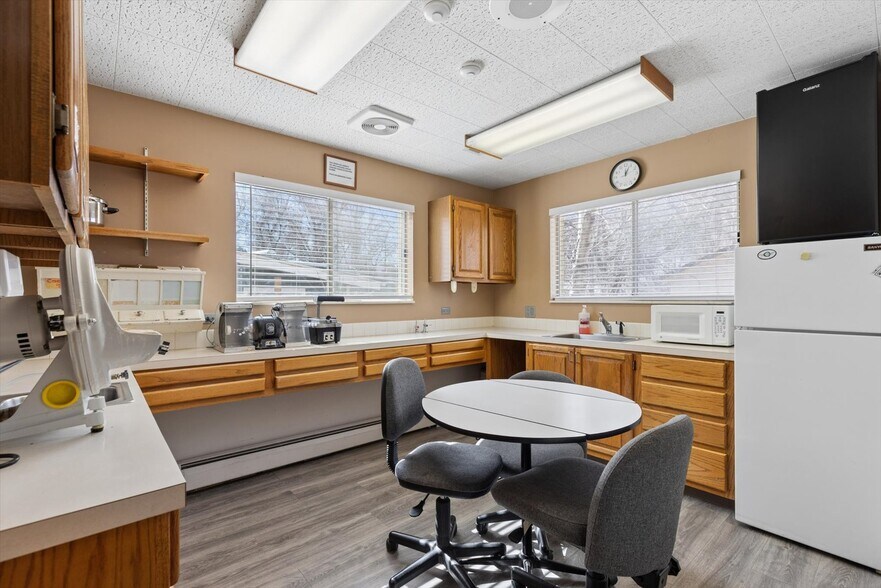 More Photos Of 7700 W 14th Ave, Lakewood General Retail For Sale
