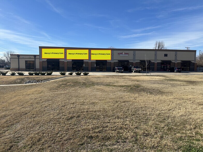 More Photos Of 6029 NW 23rd St, Oklahoma City Storefront Retail Office For Lease