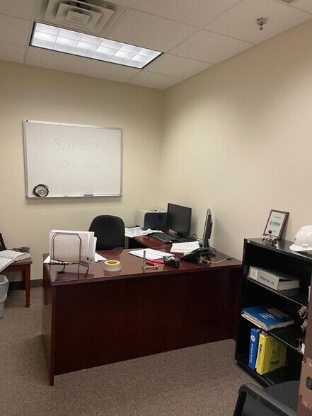 More Photos Of 899 W Highway 96, Shoreview Manufacturing For Lease