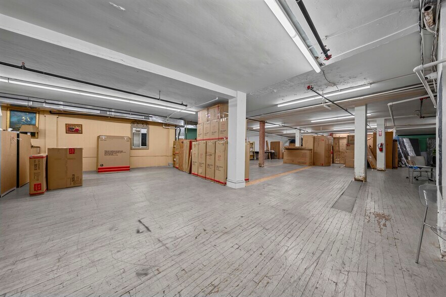 More Photos Of 1144 Elizabeth Ave, Elizabeth General Retail For Sale