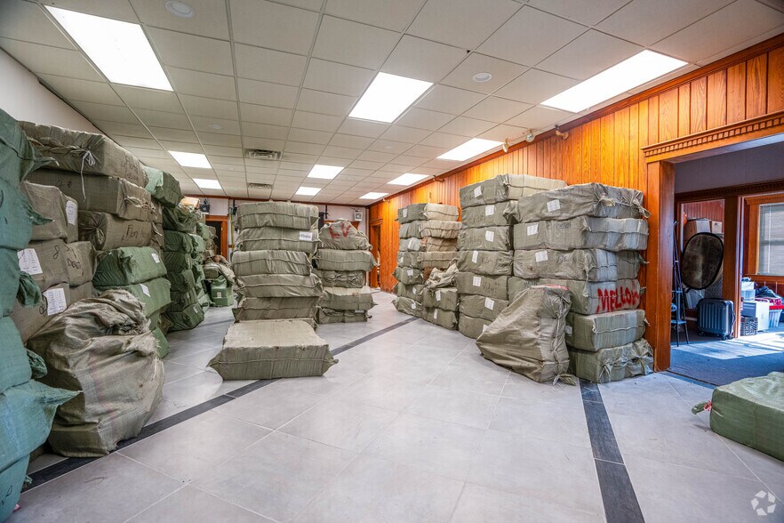 More Photos Of 10 Furnace St, Stanhope Manufacturing For Lease