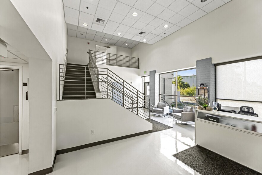 More Photos Of 2 Eric Cir, Verdi Warehouse For Sale