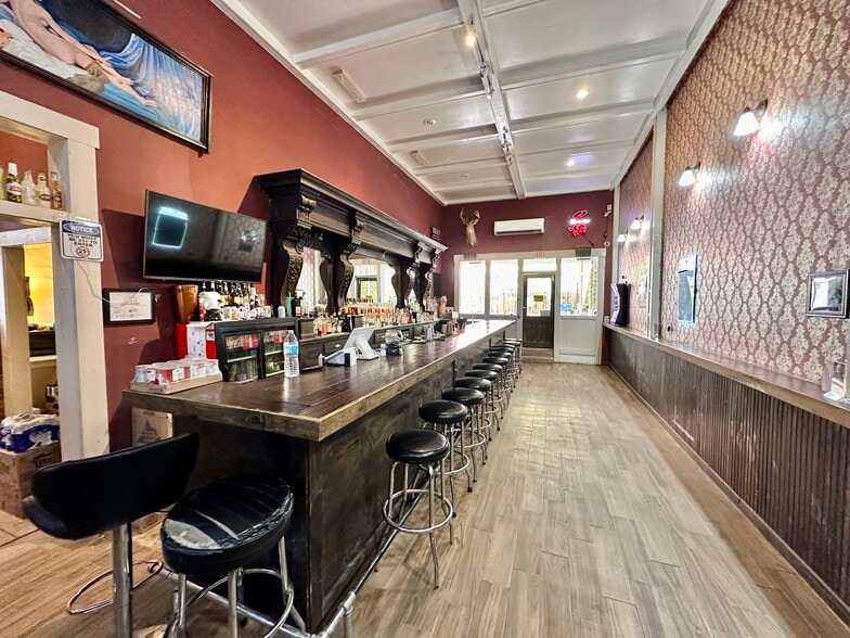 More Photos Of 163 Park Ave, Clifton Hotel For Sale