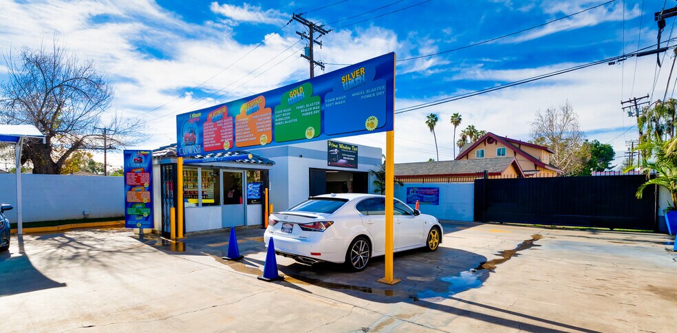 More Photos Of 530 E Holt Ave, Pomona Carwash For Sale