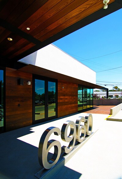 More Photos Of 6960 S Centinela Ave, Culver City Loft Creative Space For Sale