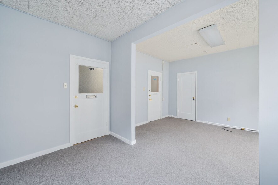 More Photos Of 3400 Geary Blvd, San Francisco Office For Lease