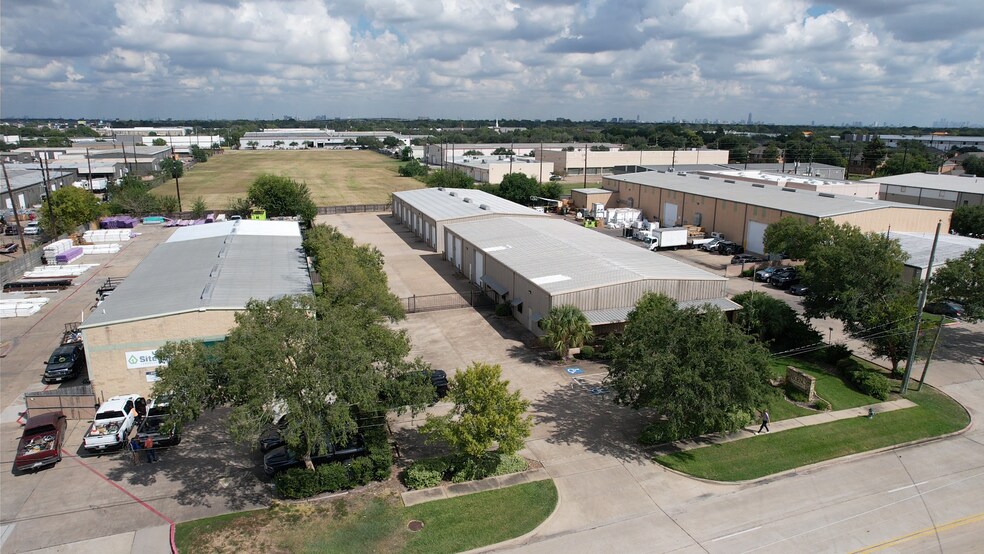 Primary Photo Of 10408 Mula Rd, Stafford Warehouse For Lease