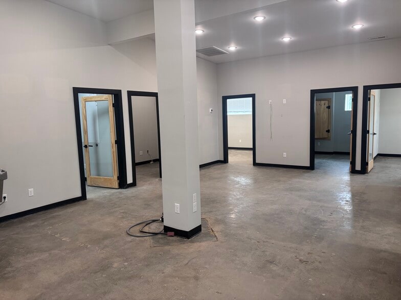 More Photos Of 1500 E 42nd St, Chattanooga Industrial For Lease