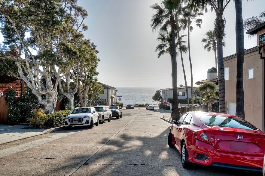 More Photos Of 428-438 Rosemont St, La Jolla Apartments For Sale