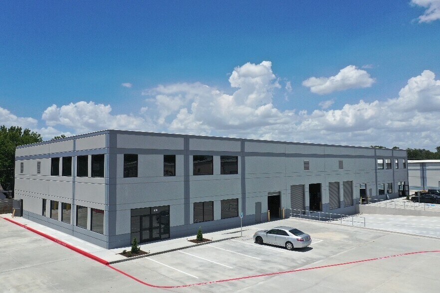 More Photos Of 1320 Almeda Genoa Rd, Houston Unknown For Lease