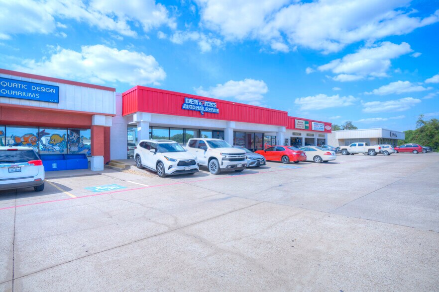 More Photos Of 1617-1629 N Central Expy, Plano Unknown For Lease