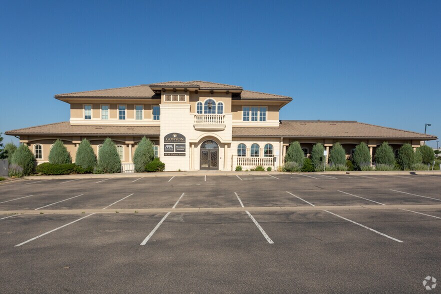 More Photos Of 4450 Union St, Johnstown Medical For Sale