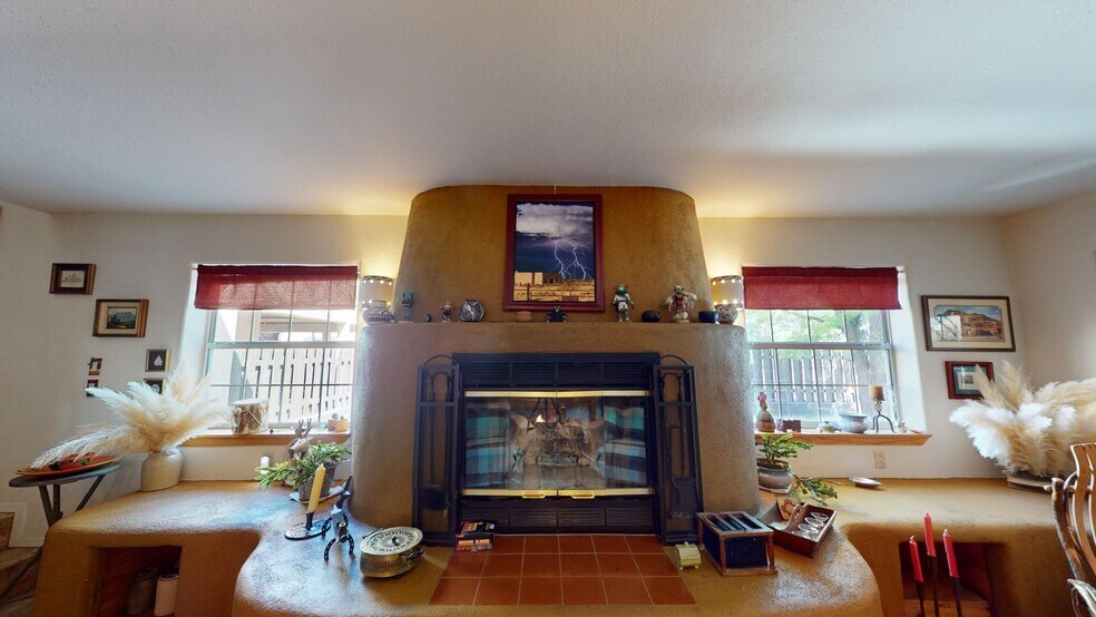 More Photos Of 1804 E College Blvd, Roswell General Retail For Sale