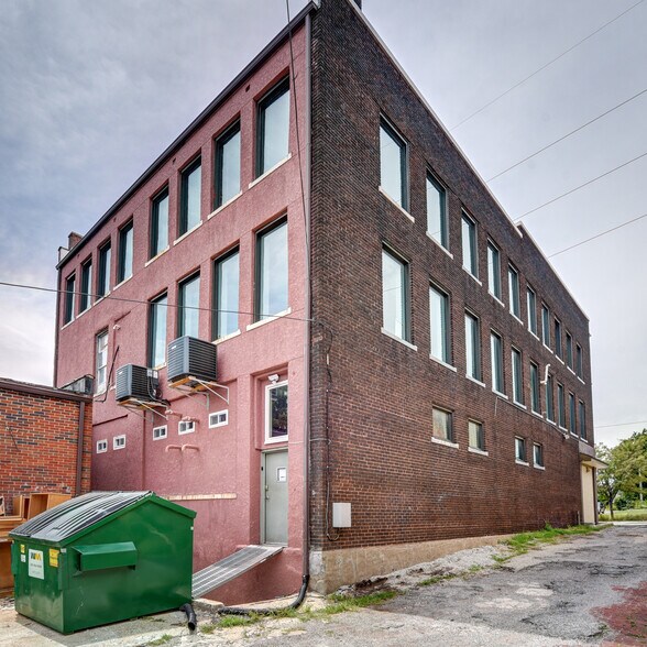 More Photos Of 3219 Troost Ave, Kansas City Storefront Retail Office For Sale