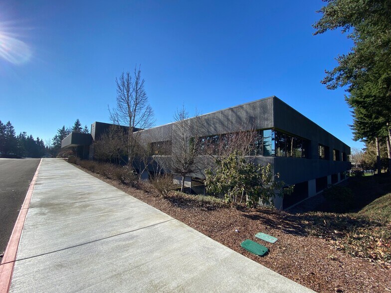 More Photos Of 9275 SW Peyton Ln, Wilsonville Office For Lease