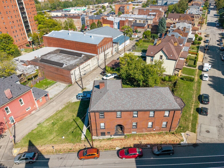 More Photos Of 815 McClure St, Munhall Apartments For Sale