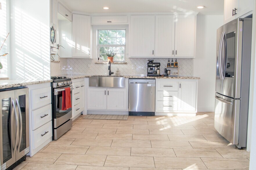 More Photos Of , Houston Multifamily For Sale