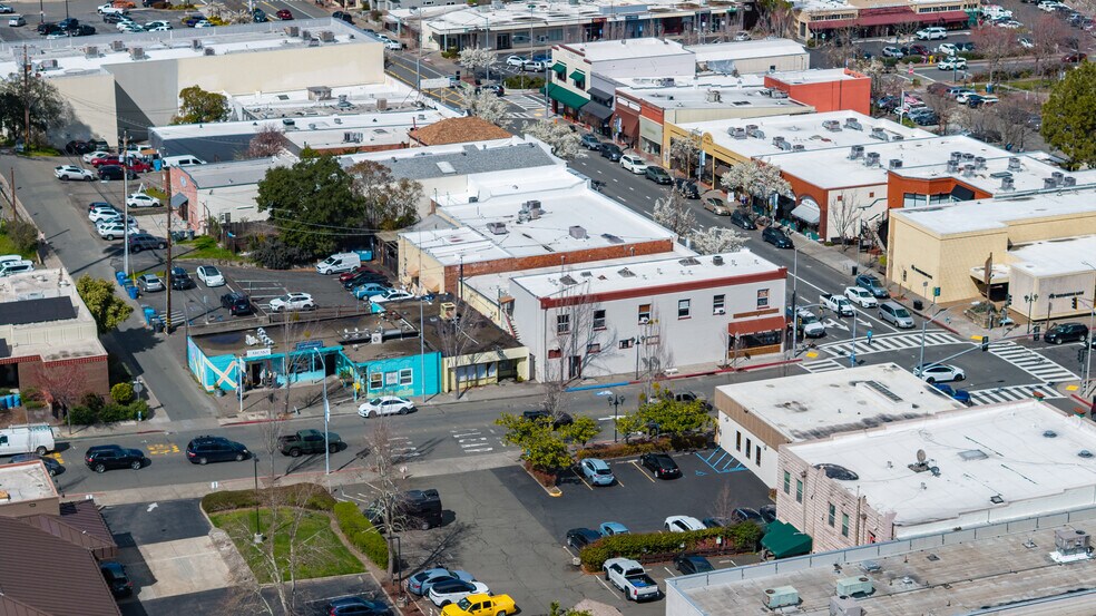 More Photos Of 7106 Bodega Ave, Sebastopol Storefront For Sale