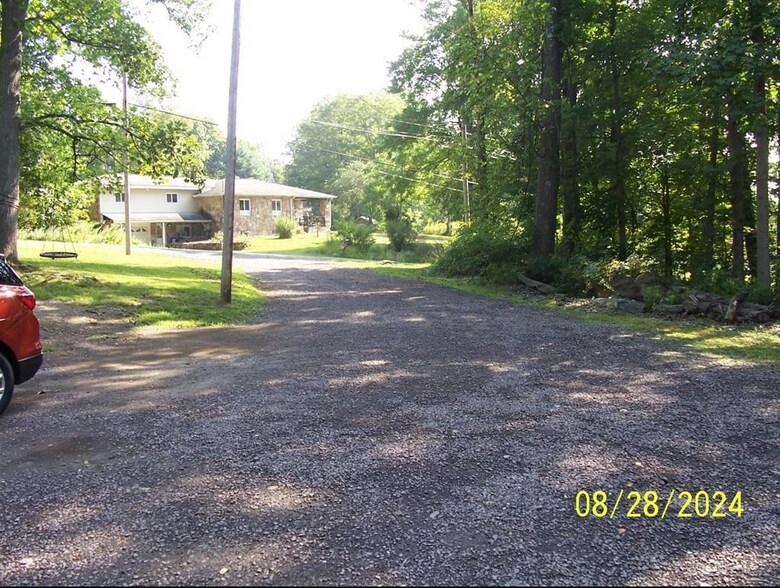 More Photos Of 121 Braddock Rd, Markleysburg Warehouse For Sale