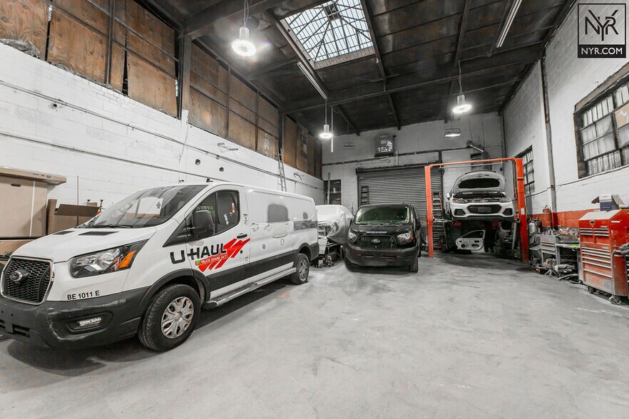 More Photos Of 10620 157th St, Jamaica Warehouse For Sale