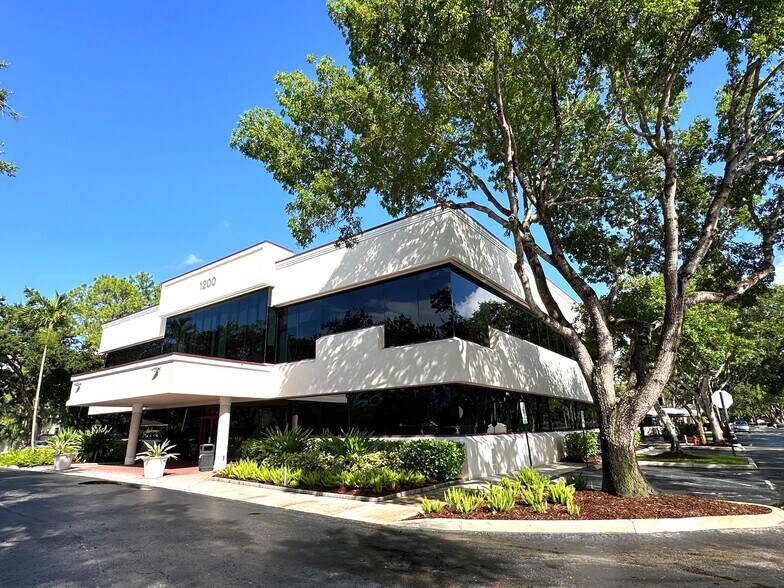 More Photos Of 1200 Corporate Center Way, Wellington Medical For Lease