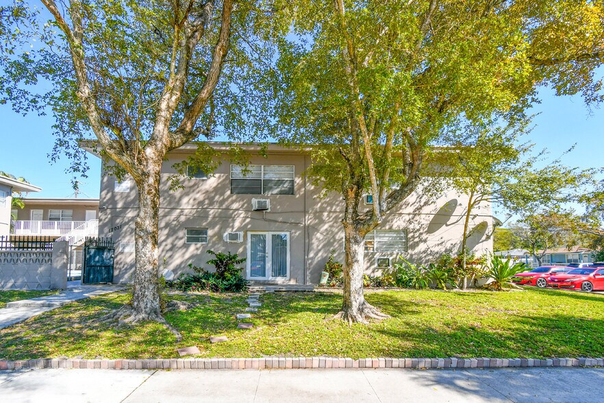 More Photos Of 17031 NE 21st Ave, North Miami Beach Apartments For Sale