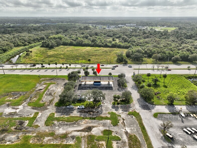 More Photos Of 4696 Okeechobee Rd, Fort Pierce Service Station For Sale