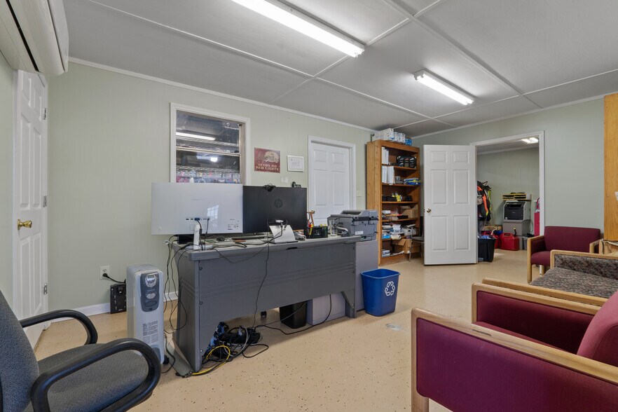 More Photos Of 7216 Hiram Douglasville Hwy, Douglasville Freestanding For Sale