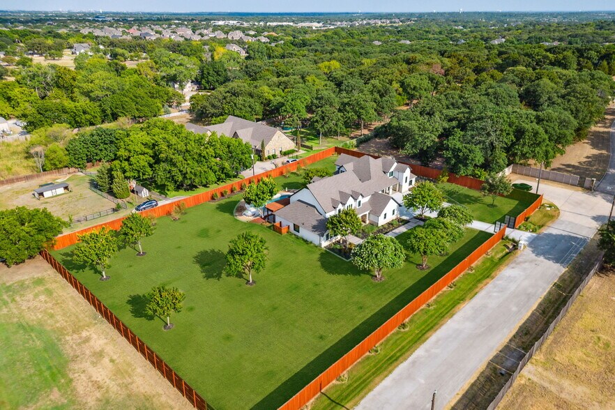 More Photos Of 615 Brewer Rd, Southlake Specialty For Sale