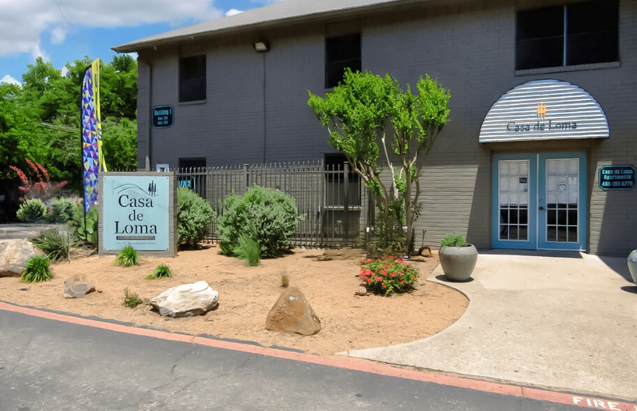 More Photos Of 100 N Randolph Dr, Dallas Apartments For Sale