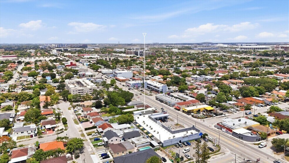 More Photos Of 3240 NW 7th St, Miami Office For Sale