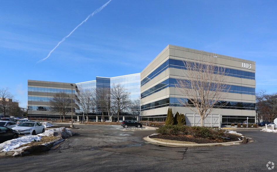 Primary Photo Of 1103 Schrock Rd, Columbus Office For Lease