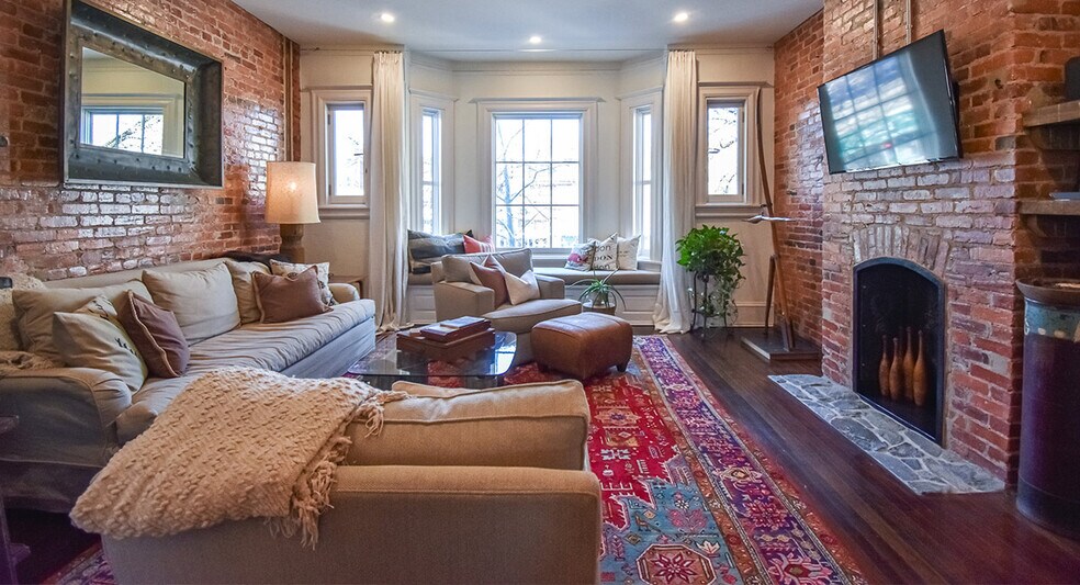 More Photos Of 1830 Columbia Rd NW, Washington Storefront Retail Residential For Sale