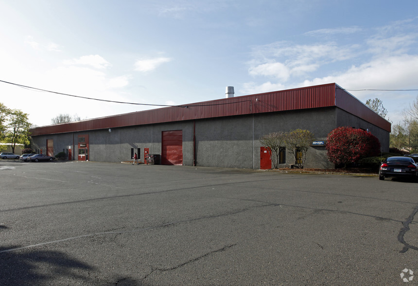 Primary Photo Of 9826 SW Tigard St, Portland Warehouse For Lease