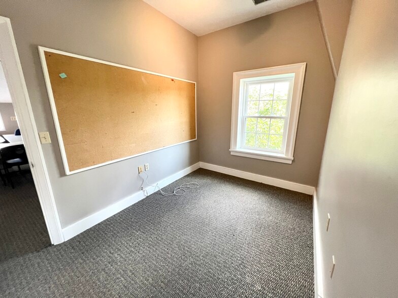 More Photos Of 11006 Reading Rd, Cincinnati Office For Lease