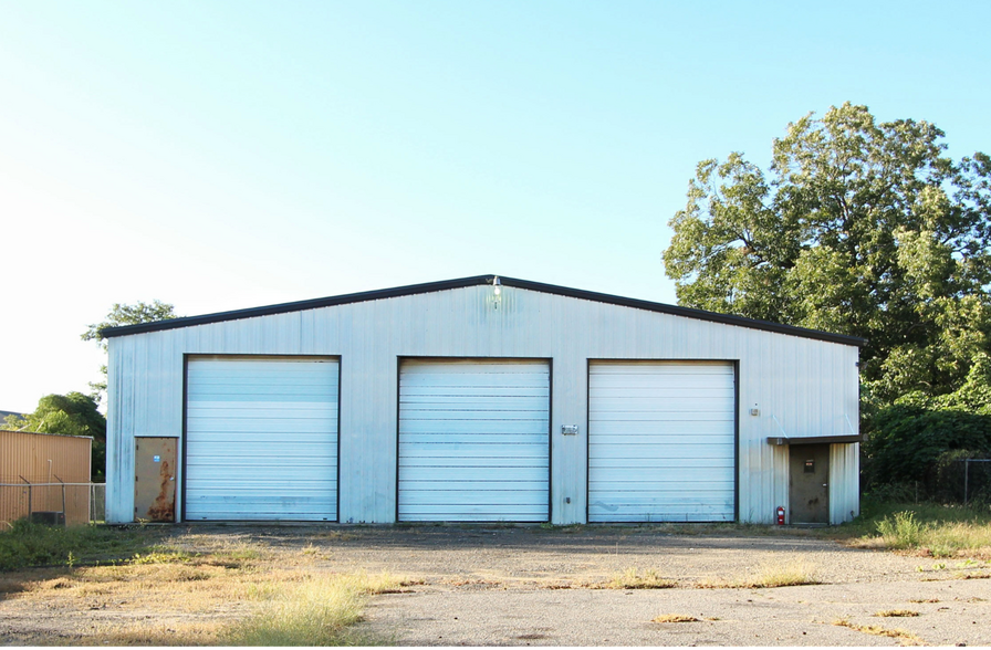 Primary Photo Of 210 McLeod Aly, Florence Industrial For Lease