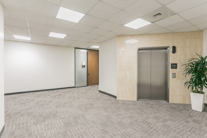 More Photos Of 15840 FM-529, Houston Office For Lease